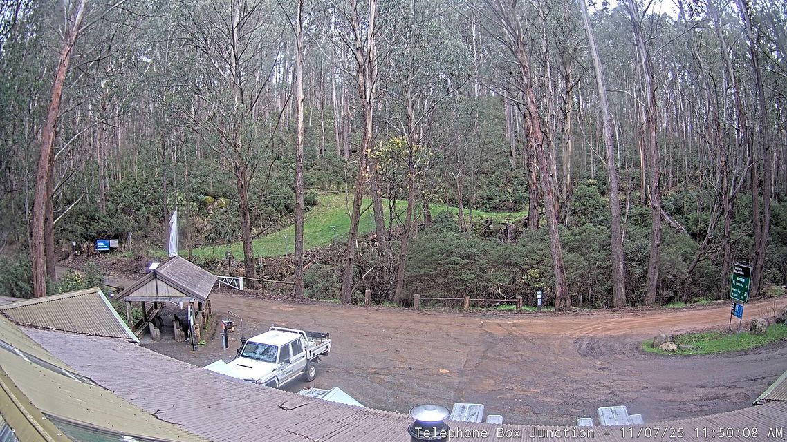 Telephone Box Junction Snow Cam, Mt Stirling